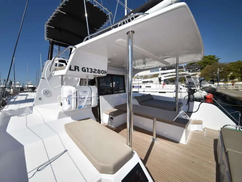 Aventura Catamarans 34 CLASS