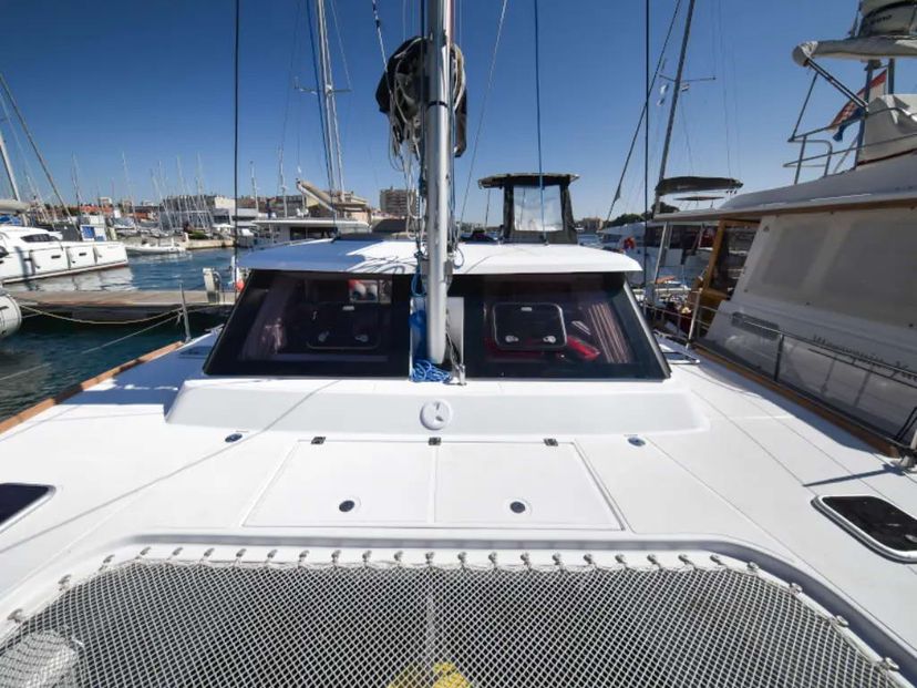 Aventura Catamarans 34 CLASS