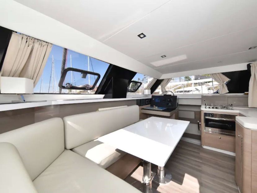 Aventura Catamarans 34 CLASS