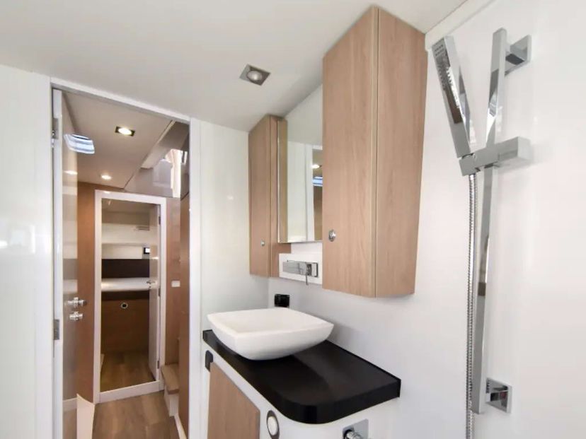 Aventura Catamarans 34 CLASS