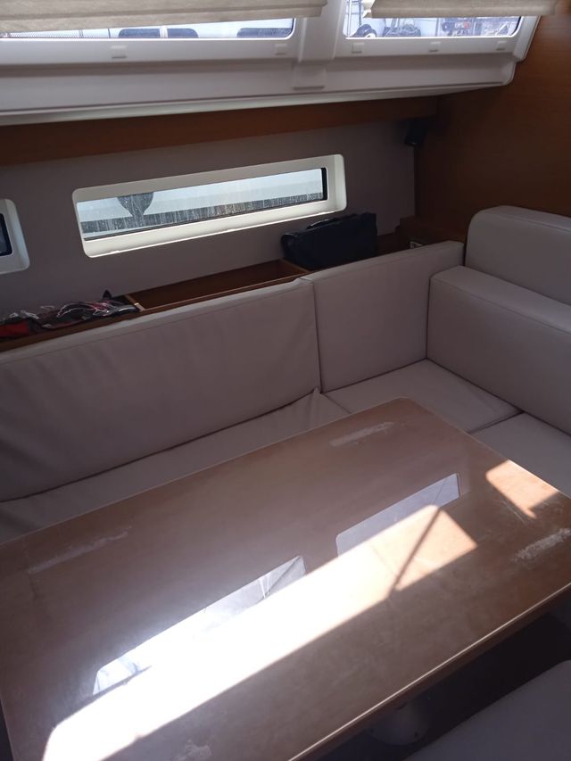 Jeanneau 49 CLASS