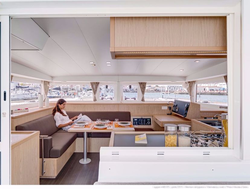 Lagoon 40 ECONOMY