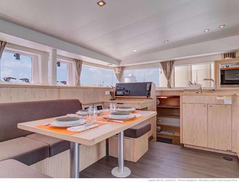 Lagoon 40 ECONOMY