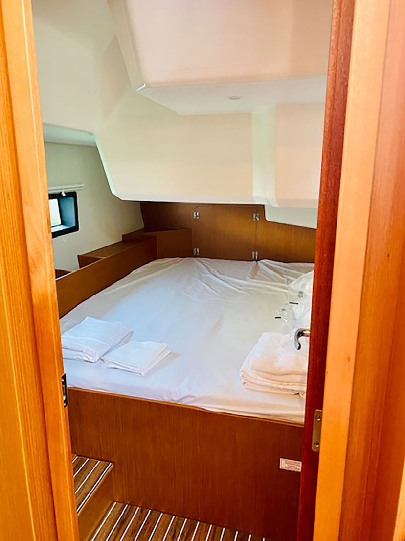 Bavaria Yachtbau C42 PRESTIGE