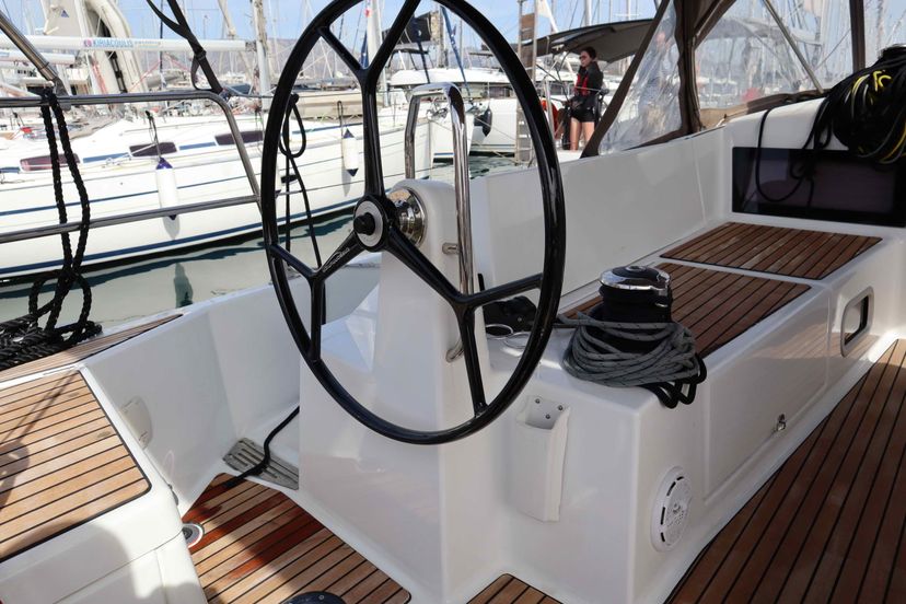 Jeanneau 40 CLASS
