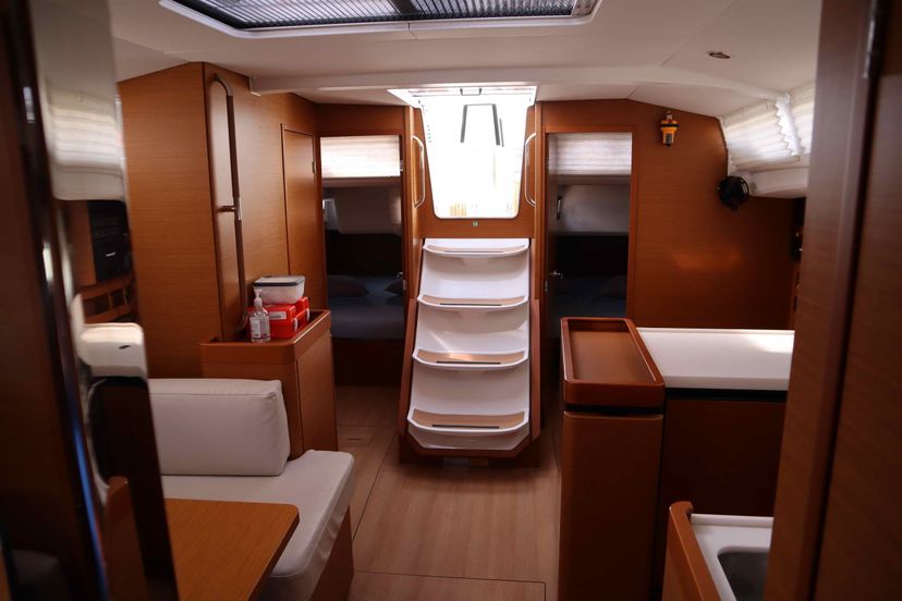 Jeanneau 40 CLASS