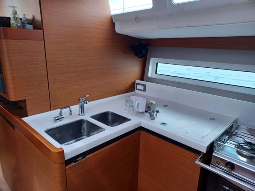 Jeanneau 49 ECONOMY