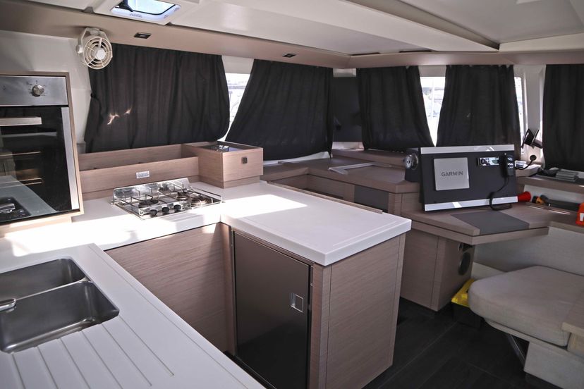 Fountaine Pajot 42 CLASS