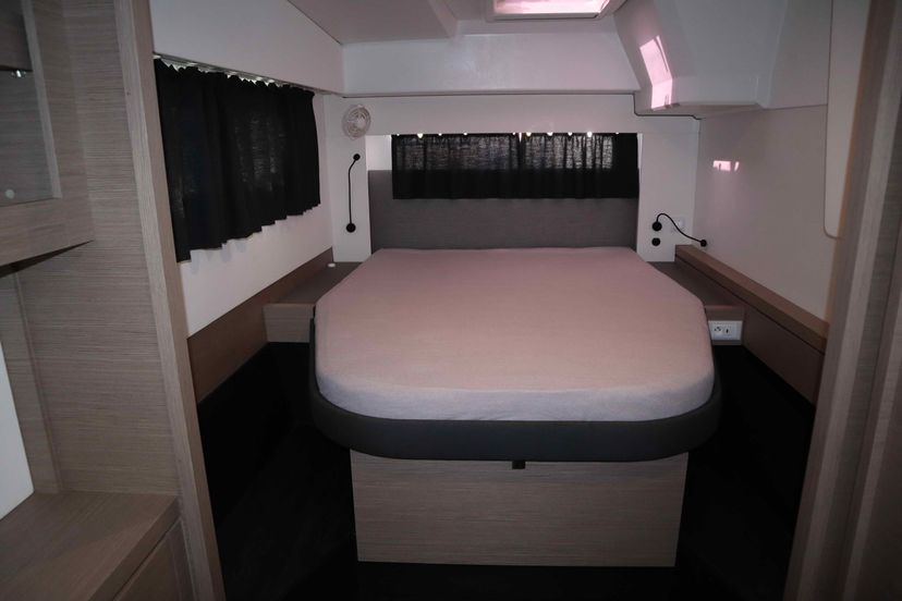 Fountaine Pajot 42 CLASS