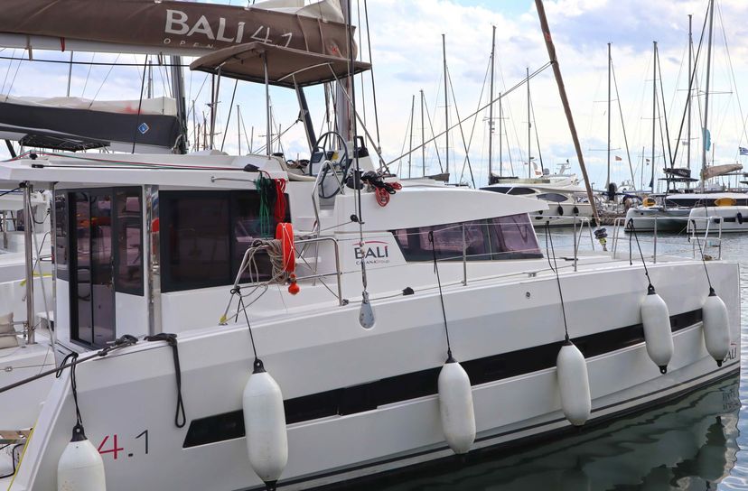 Catana 4.1 CLASS