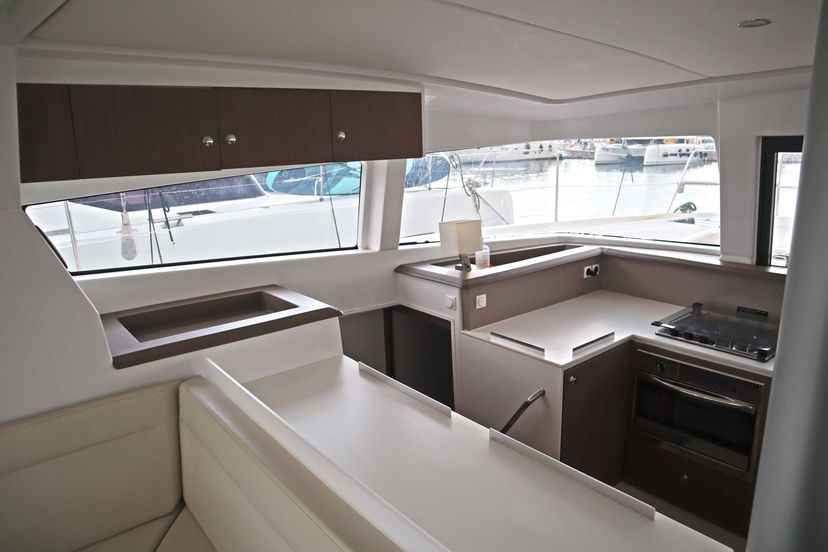 Catana 4.1 CLASS