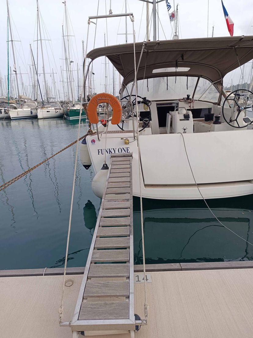 Jeanneau 40 *CLASS