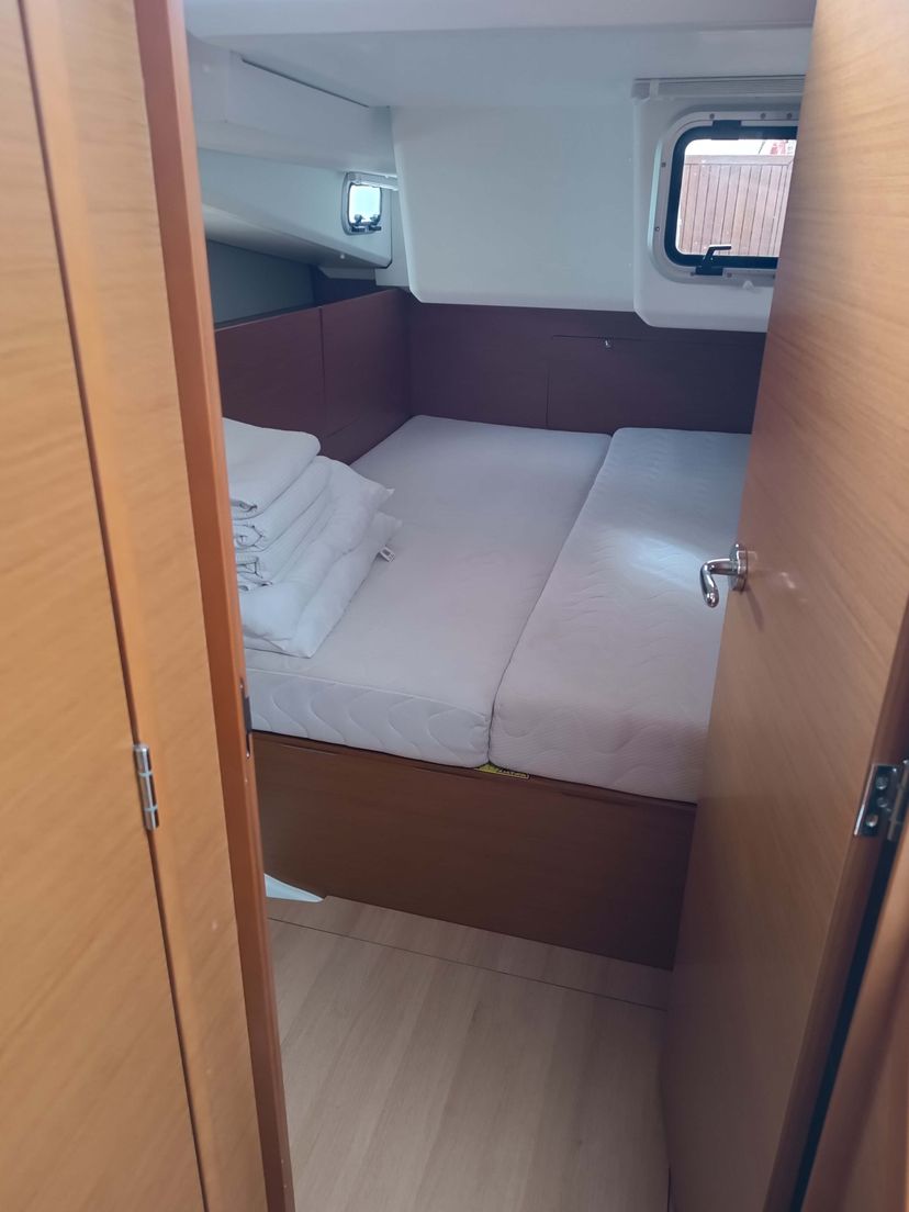 Jeanneau 40 *CLASS