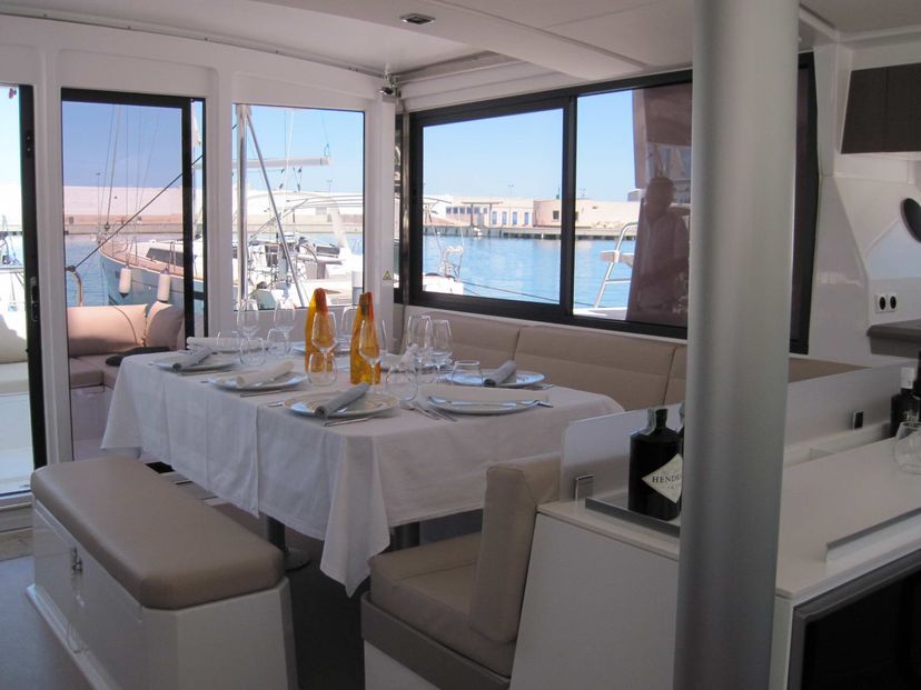 Catana 4.3 CLASS