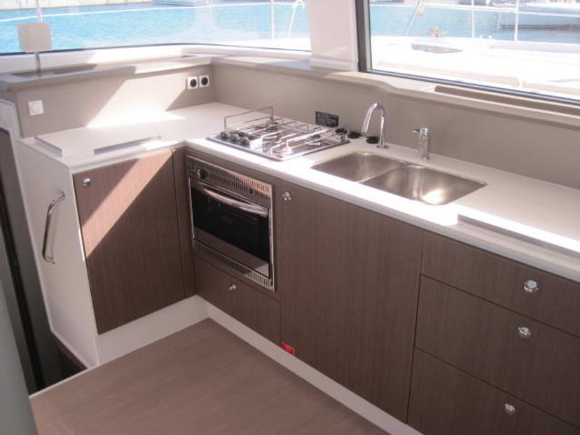 Catana 4.3 CLASS