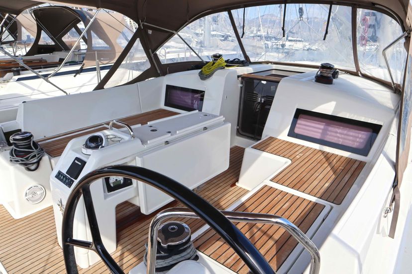Jeanneau 49 CLASS