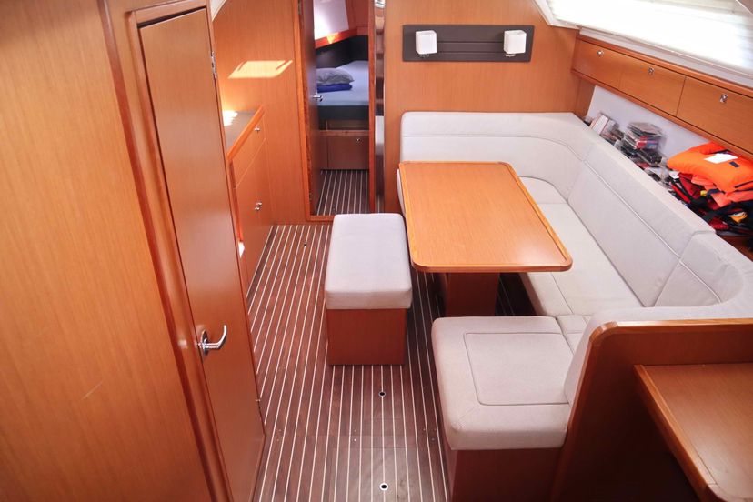 Bavaria Yachtbau CRUISER 41 CLASS