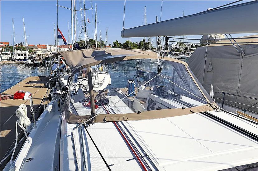 Jeanneau 410 CLASS