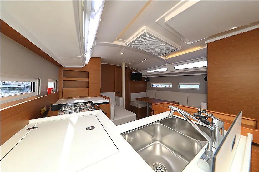 Jeanneau 410 CLASS