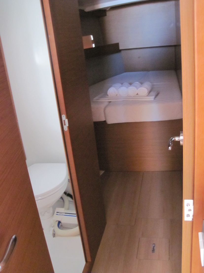 Jeanneau 49 ECONOMY