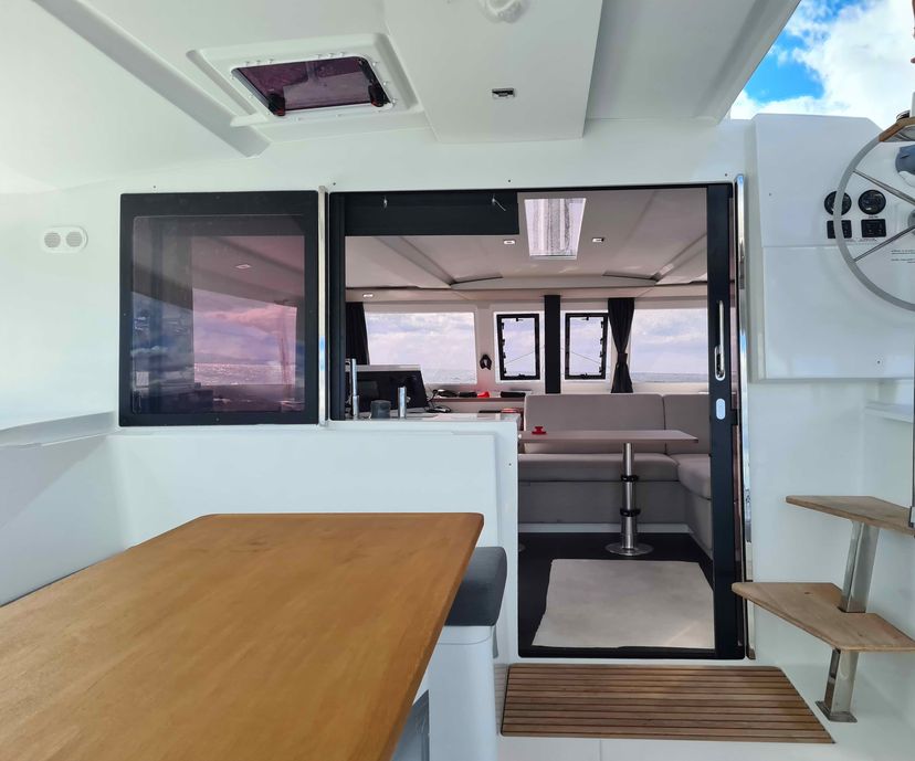 Fountaine Pajot 40 CLASS