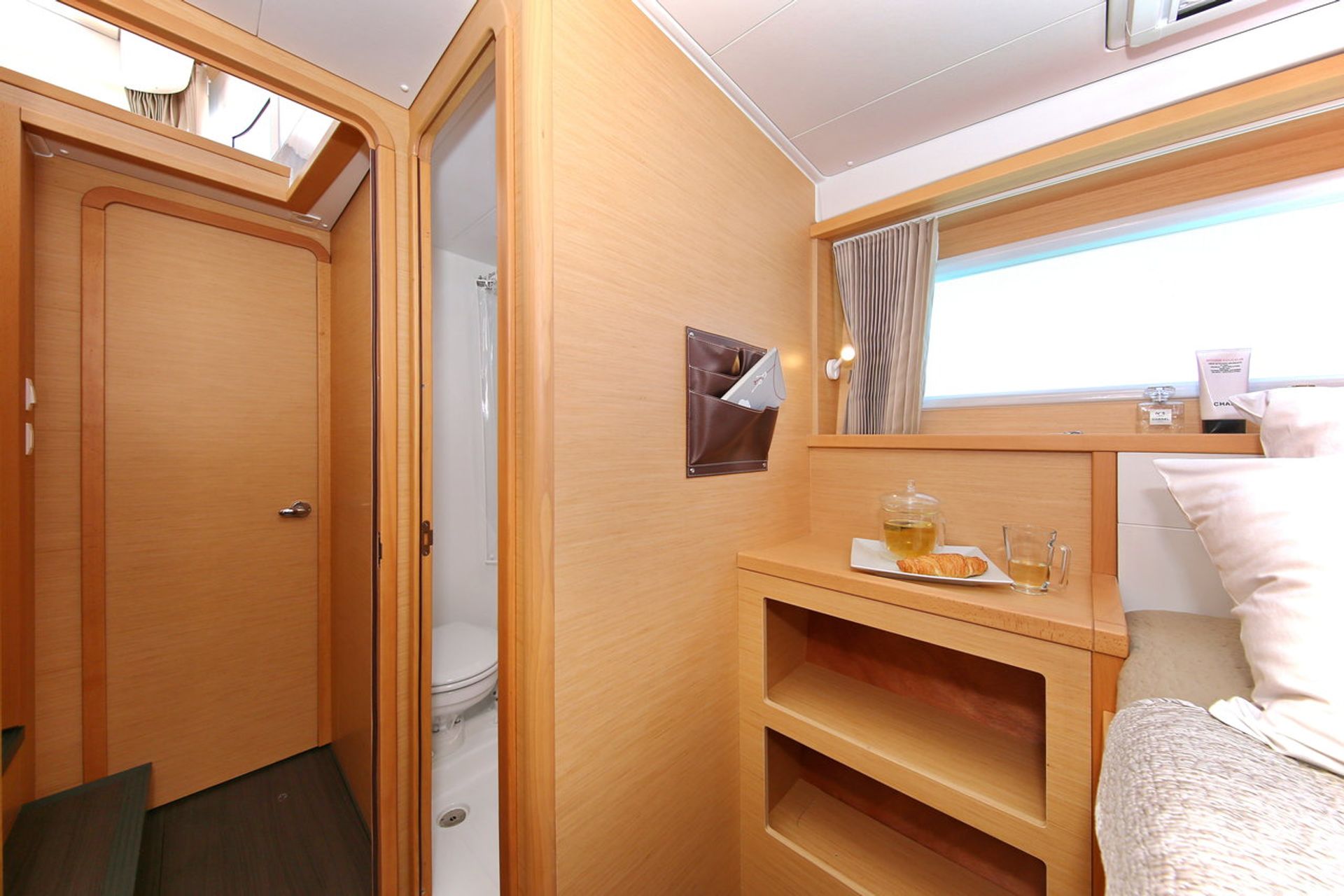 nausys-2435731-522222-r4.jpg