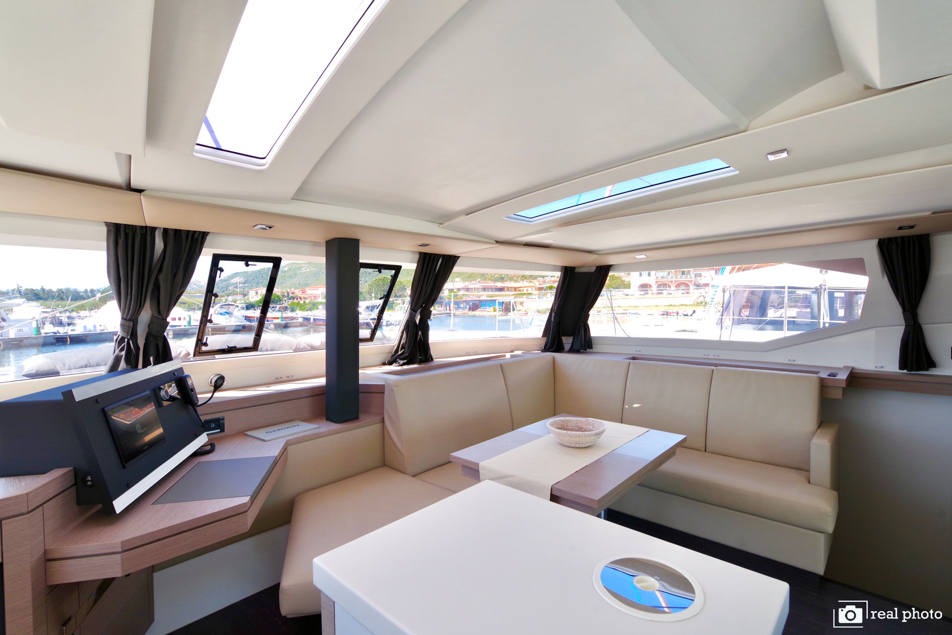 nausys-24463102-482157-p.JPG