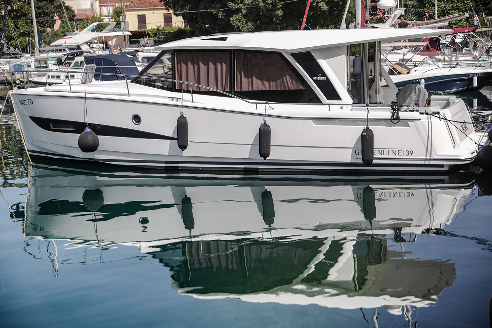 nausys-24933133-107061-n.JPG