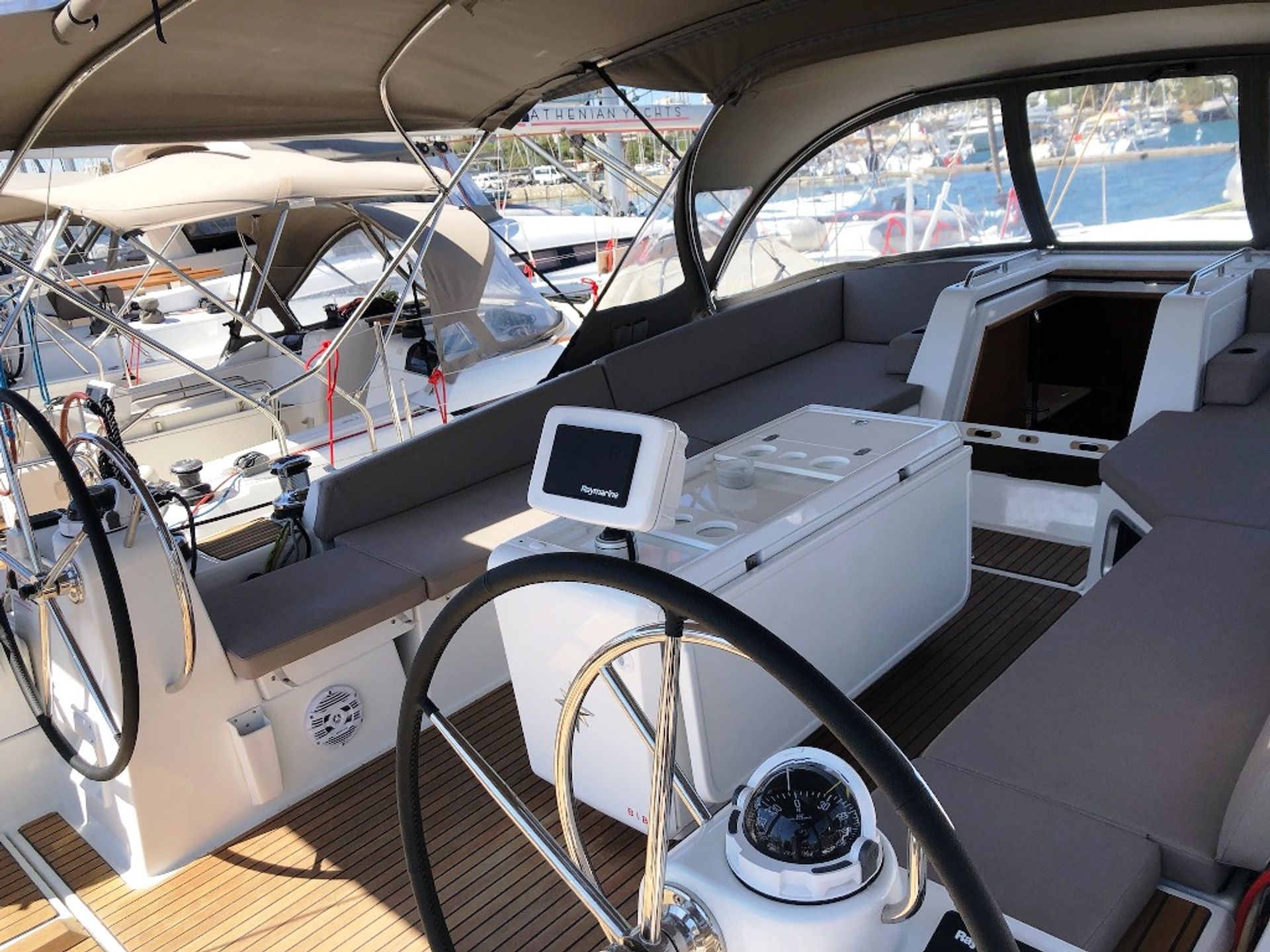 nausys-25141027-23362337-N2.JPG