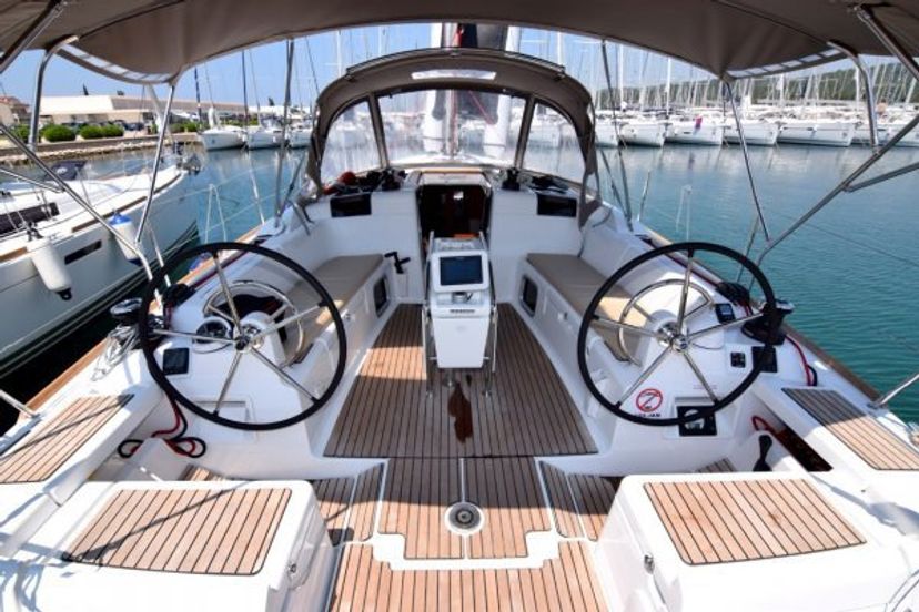 Jeanneau 49 Blue Moon