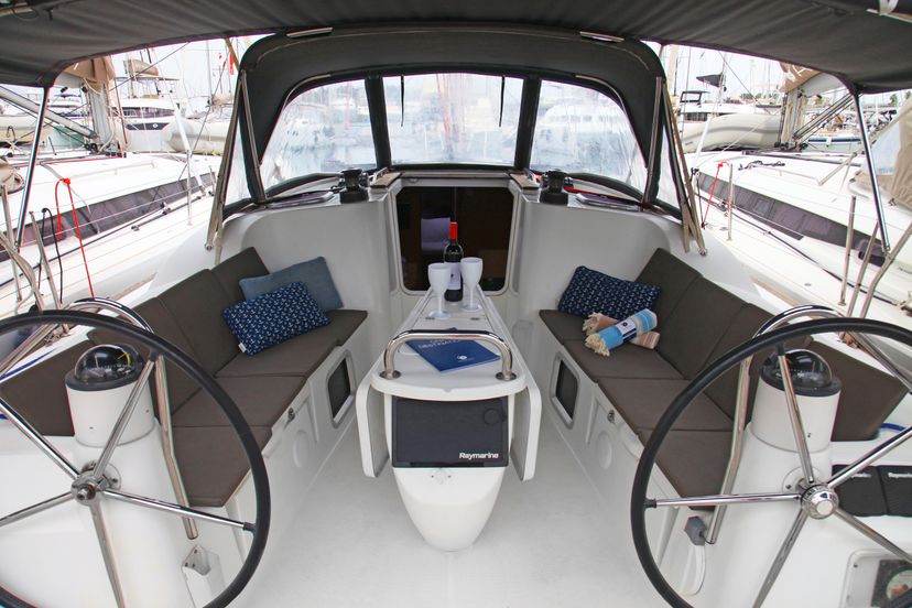 Jeanneau 42 Poseidon