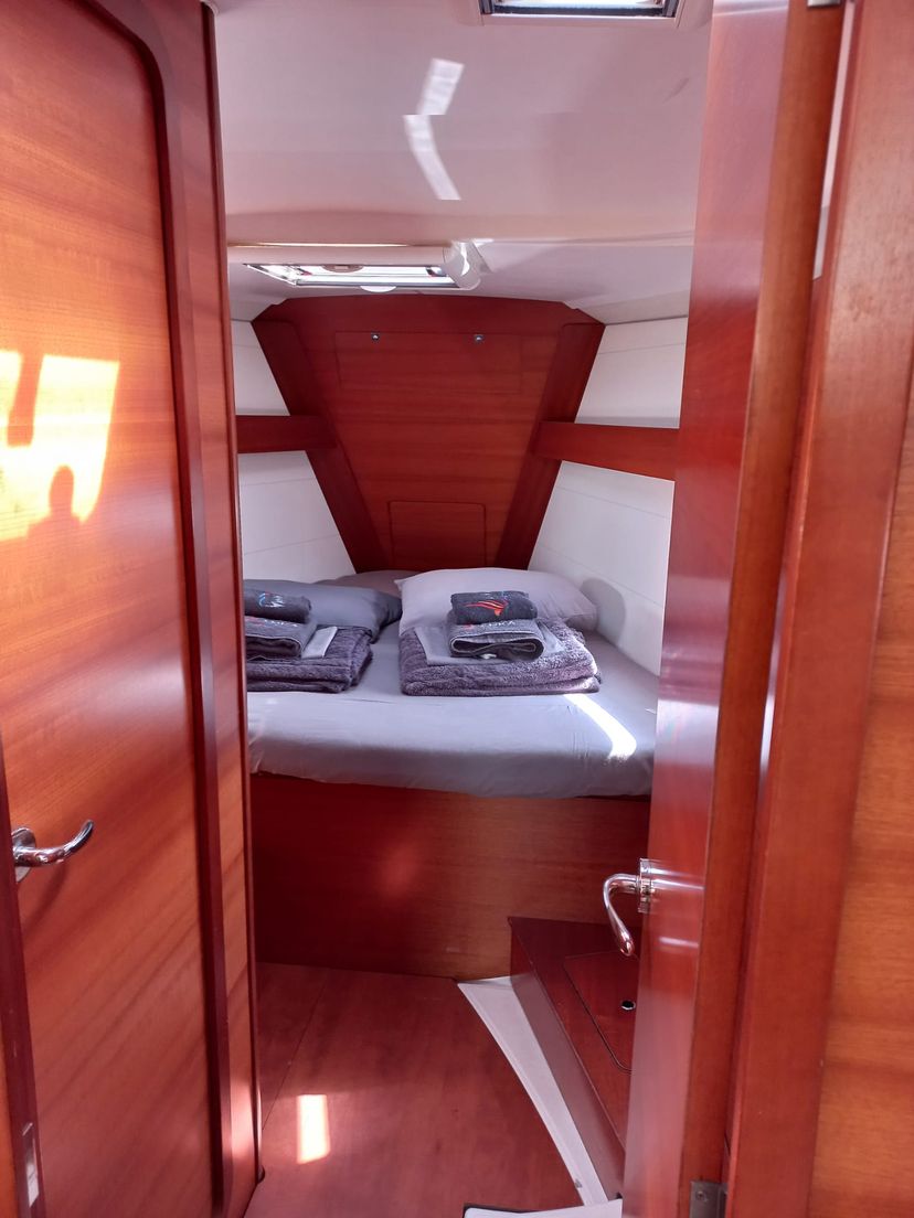 Dufour Yachts 410 Julia