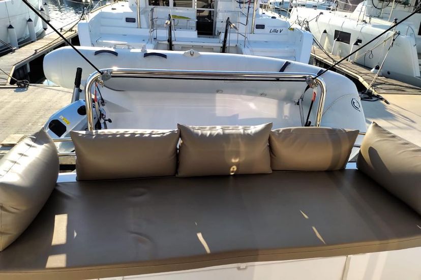 Catana 4.1 Testa