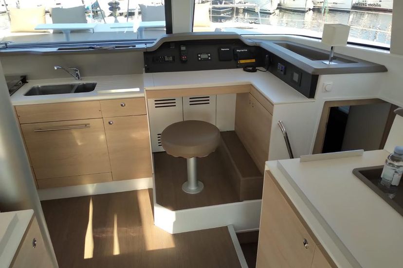 Catana 4.1 Testa