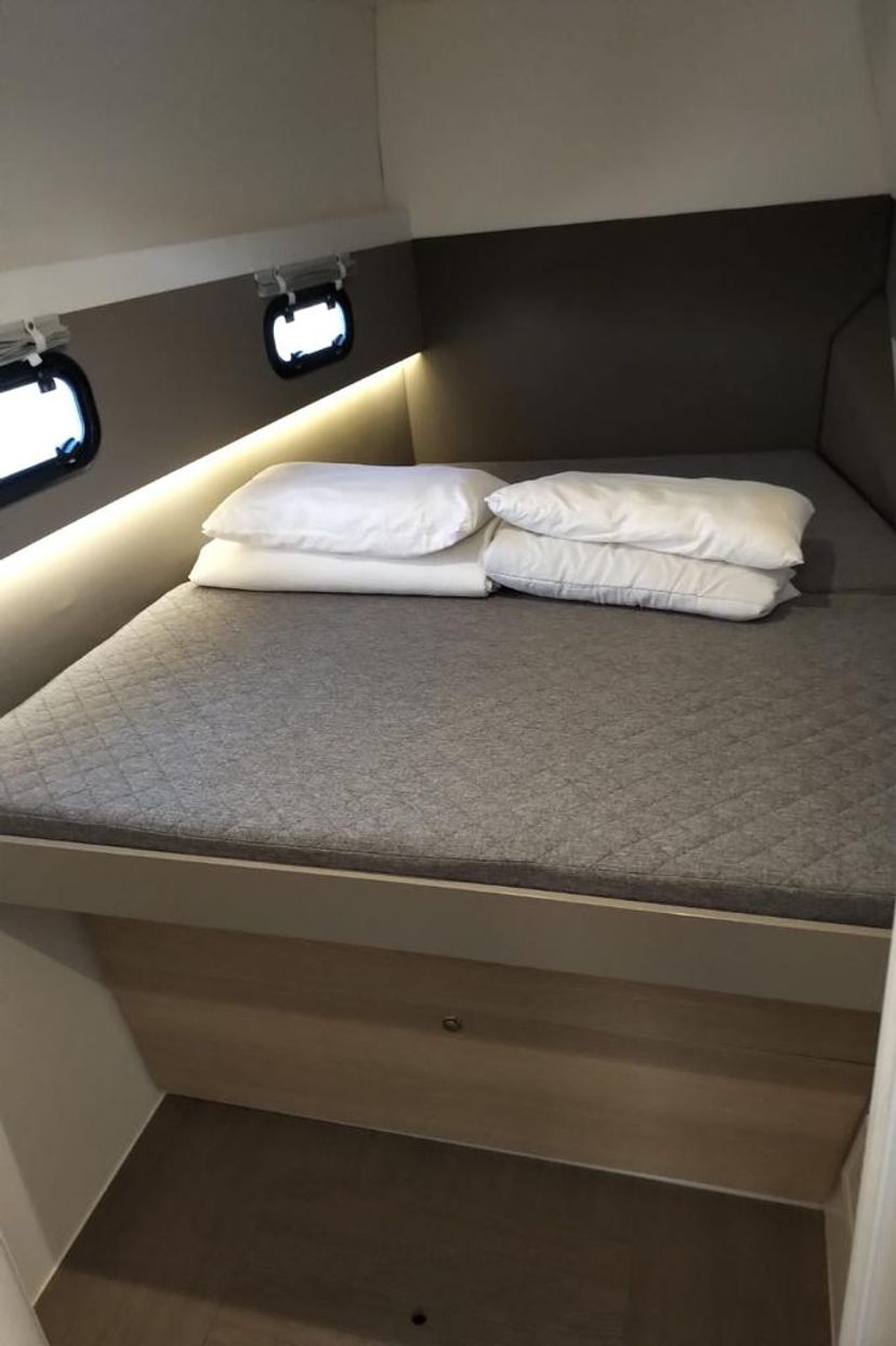 Catana 4.1 Testa