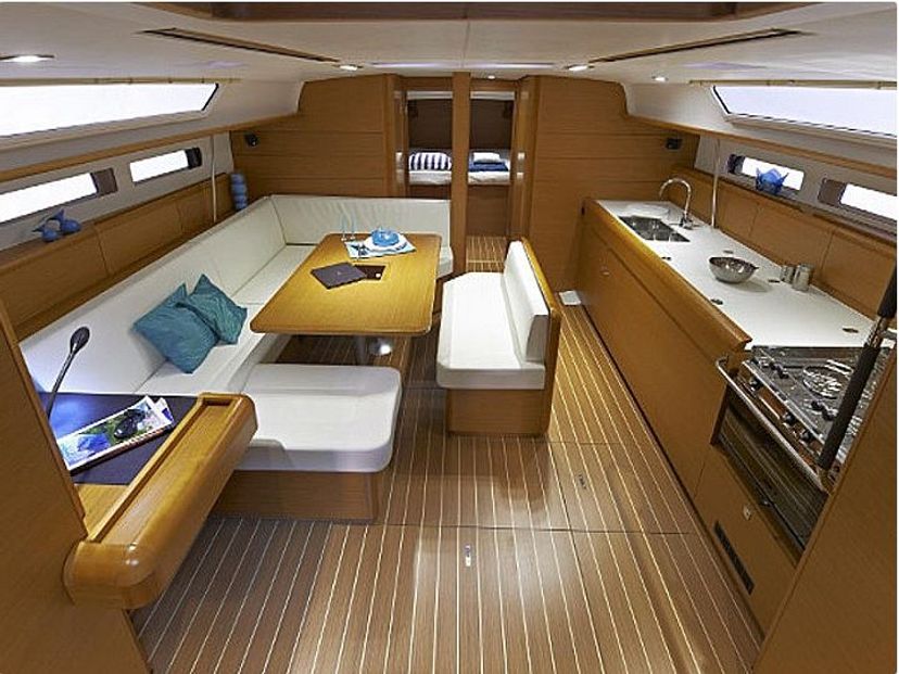 Jeanneau 47 Joy