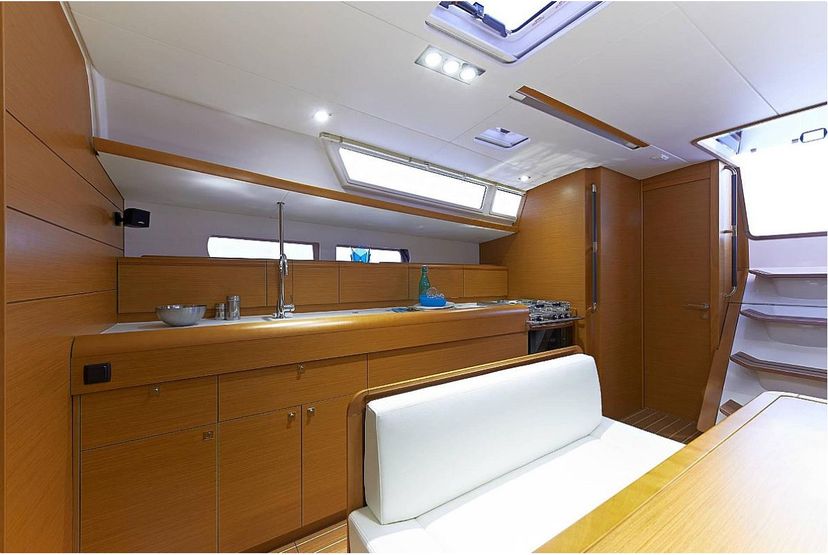Jeanneau 47 Joy