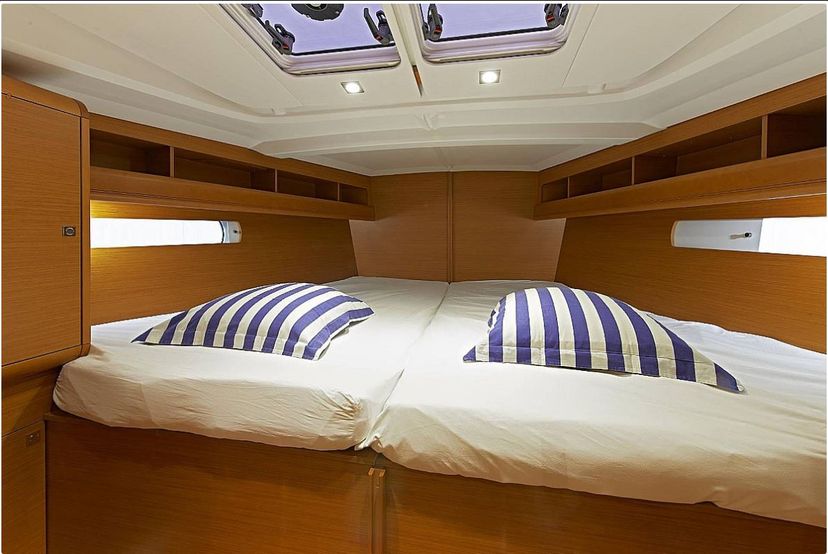 Jeanneau 47 Joy