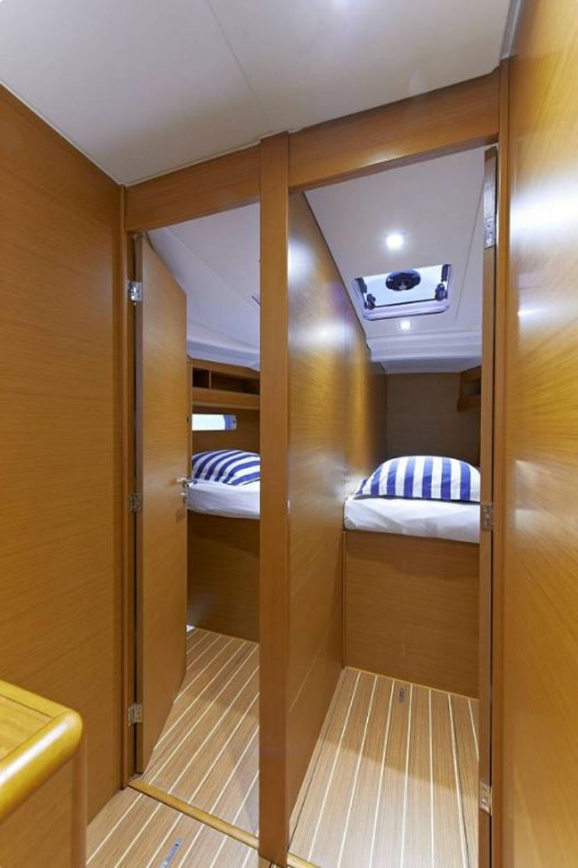 Jeanneau 47 Joy