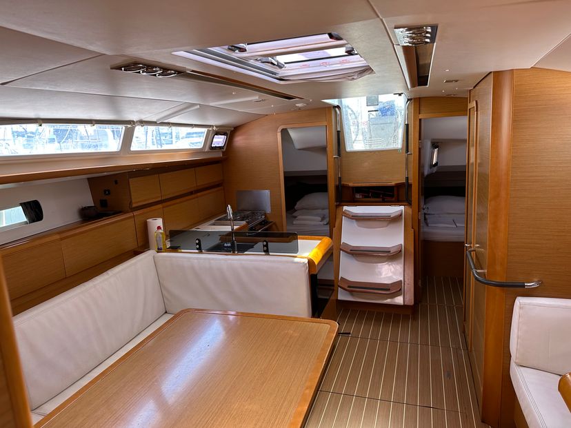 Jeanneau 43 Aura