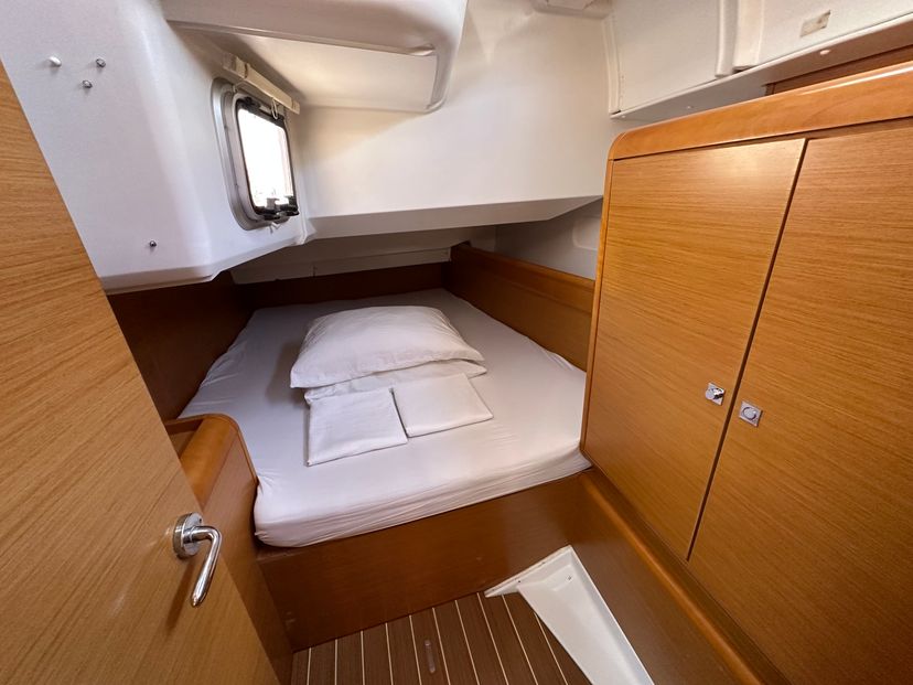 Jeanneau 43 Aura
