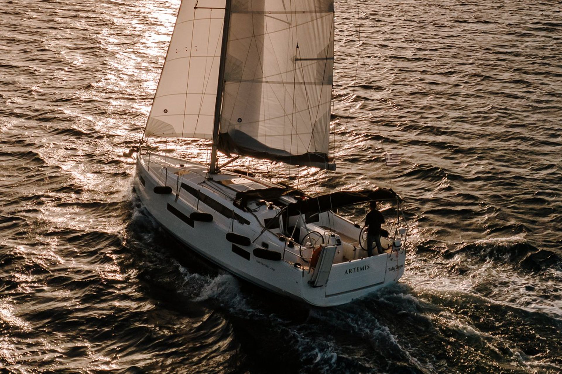 nausys-27929182-27929226-n2.jpg