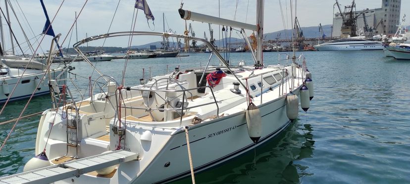 Jeanneau 43 Evangelos