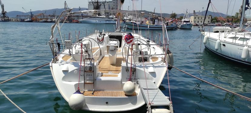 Jeanneau 43 Evangelos