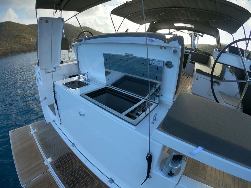Dufour Yachts 53 Fat Bottom Girl