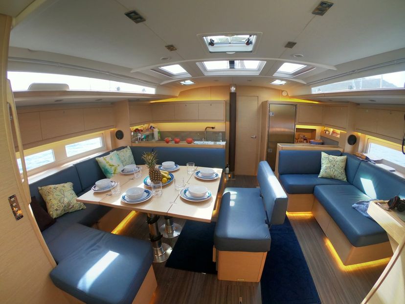 Dufour Yachts 53 Fat Bottom Girl