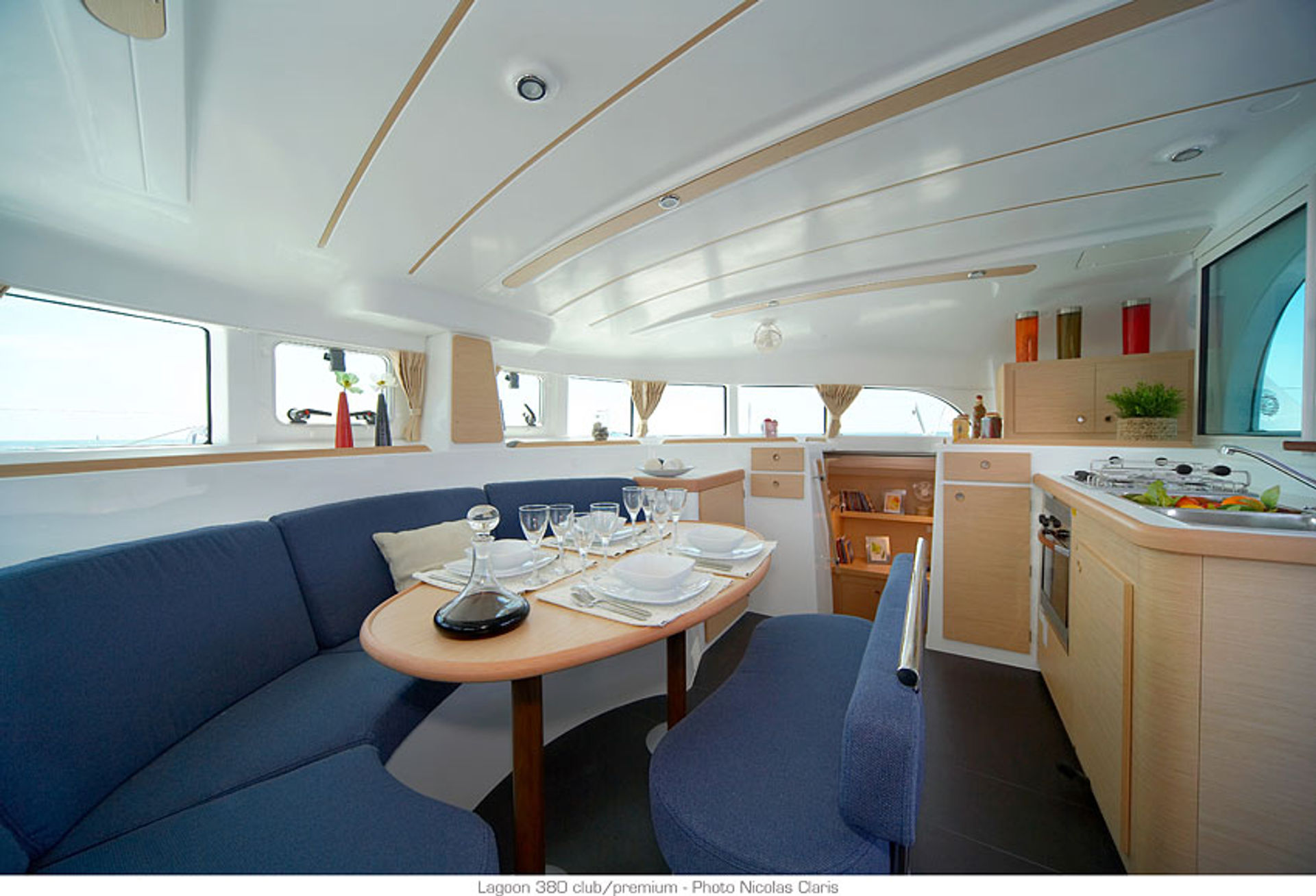nausys-28621183-9870890-p.jpg
