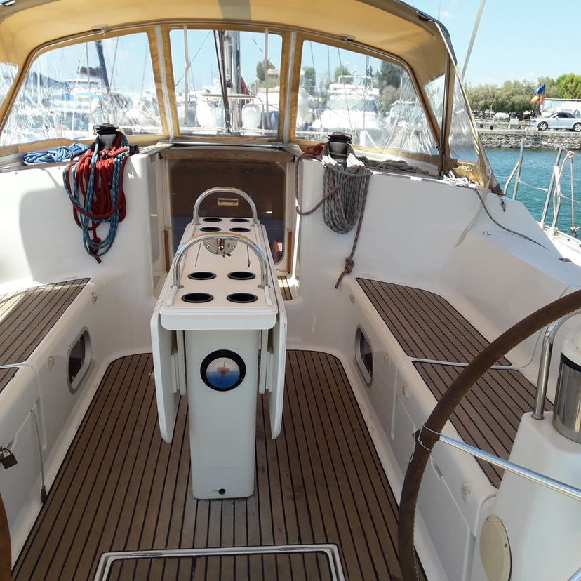 Jeanneau 52 Hesiodos