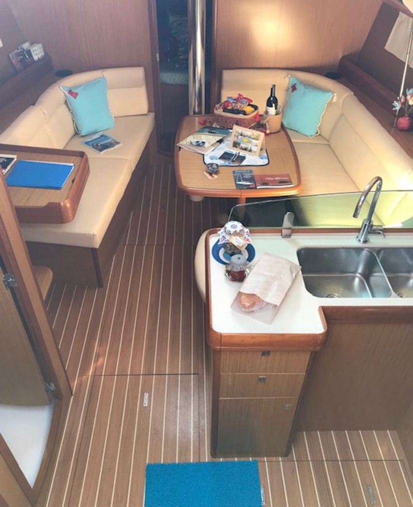 Jeanneau 39 Steelbird
