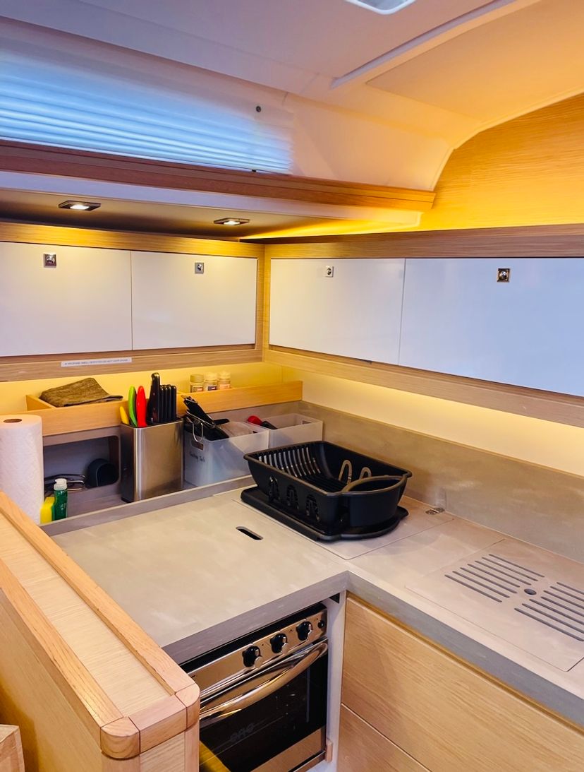 Dufour Yachts 47 Knot Online